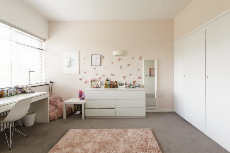 HALSBURY LONDON, HA7 - SHOOTFACTORY - LONDON HOUSES