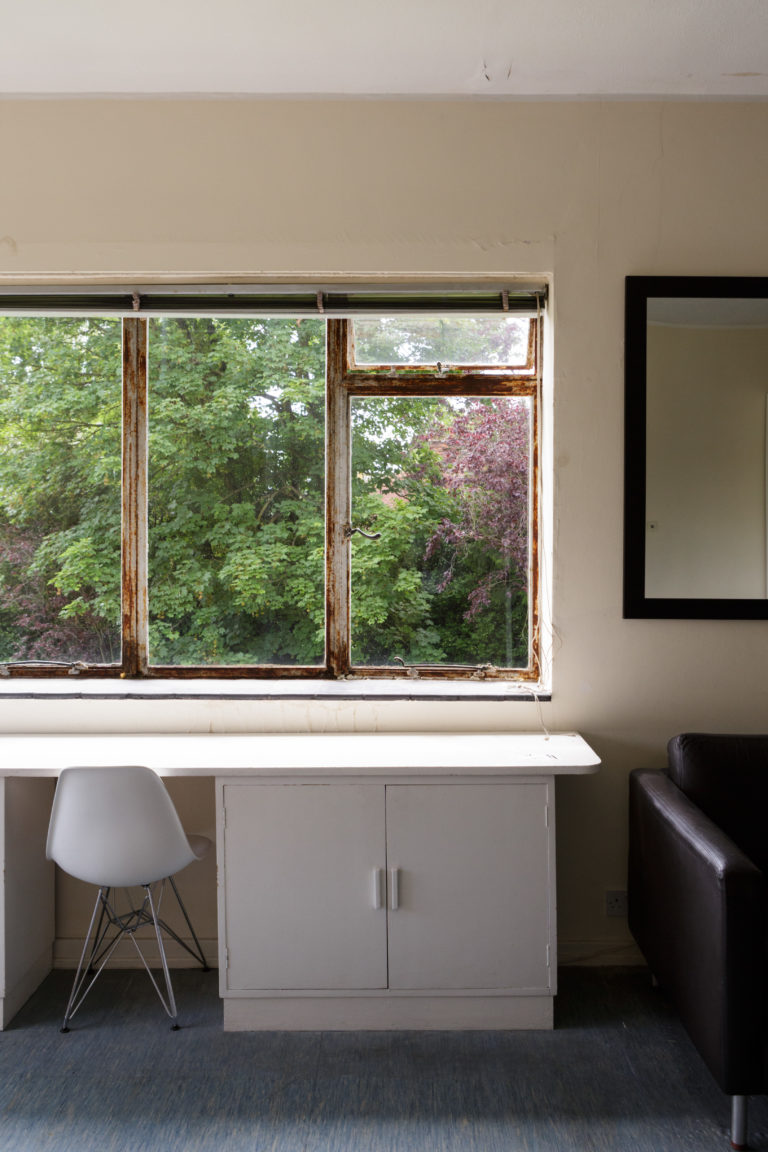 HALSBURY LONDON, HA7 - SHOOTFACTORY - LONDON HOUSES