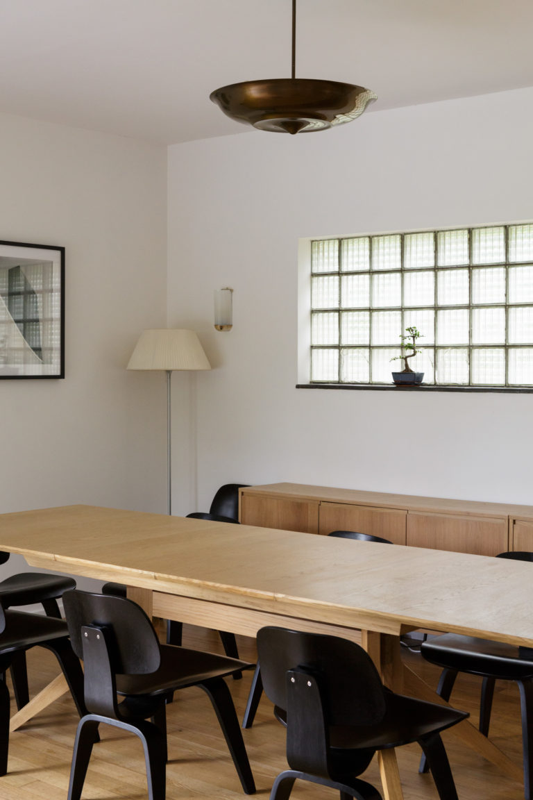 HALSBURY LONDON, HA7 - SHOOTFACTORY - LONDON HOUSES