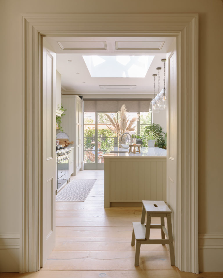 HOVE, BN3 - SHOOTFACTORY - OTHER UK HOUSES