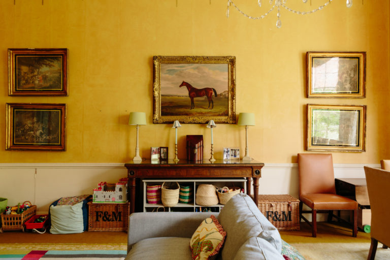 RAMSBURY, SN8 - SHOOTFACTORY - OTHER UK HOUSES