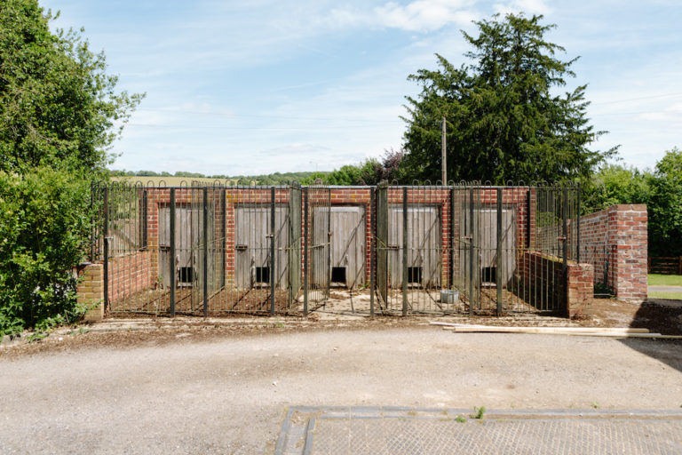 RAMSBURY, SN8 - SHOOTFACTORY - OTHER UK HOUSES
