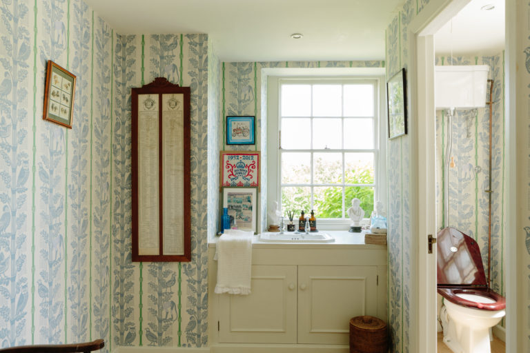 RAMSBURY, SN8 - SHOOTFACTORY - OTHER UK HOUSES