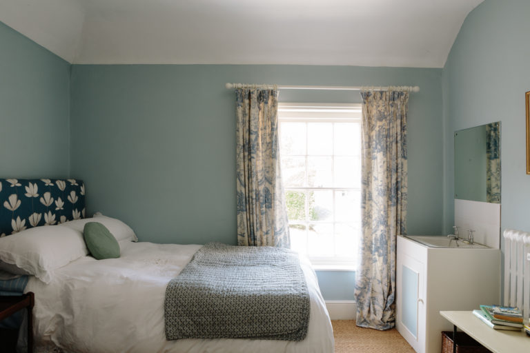 RAMSBURY, SN8 - SHOOTFACTORY - OTHER UK HOUSES