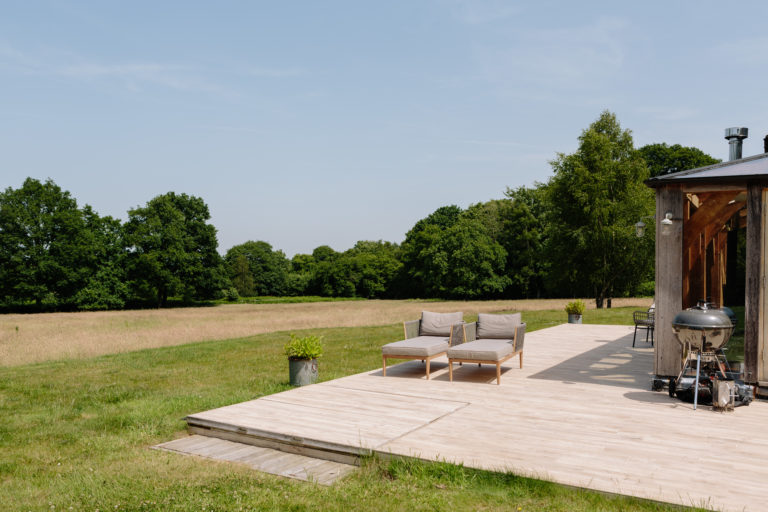 RANCH SURREY, GU5 - SHOOTFACTORY - OTHER UK HOUSES