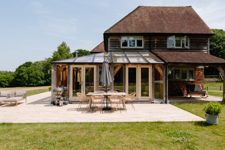 RANCH SURREY, GU5 - SHOOTFACTORY - OTHER UK HOUSES