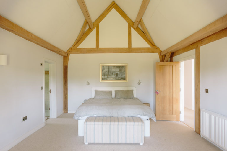 RANCH SURREY, GU5 - SHOOTFACTORY - OTHER UK HOUSES