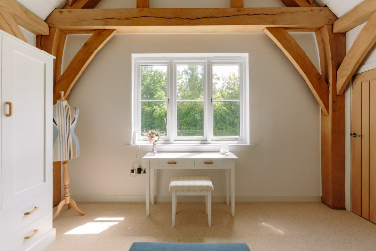 RANCH SURREY, GU5 - SHOOTFACTORY - OTHER UK HOUSES