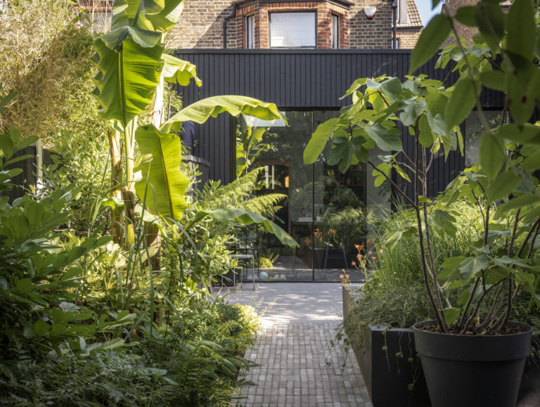 WALTHAMSTOW LONDON, E17 - SHOOTFACTORY - LONDON HOUSES
