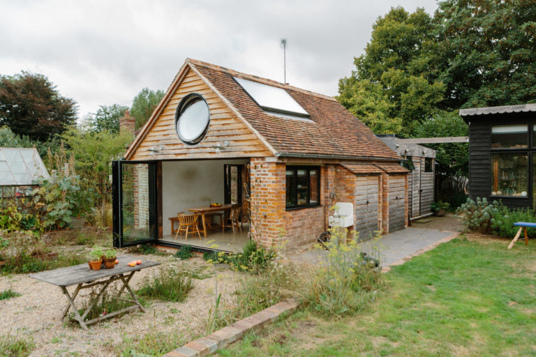 BASKET EAST SUSSEX, TN22 - SHOOTFACTORY - OTHER UK HOUSES