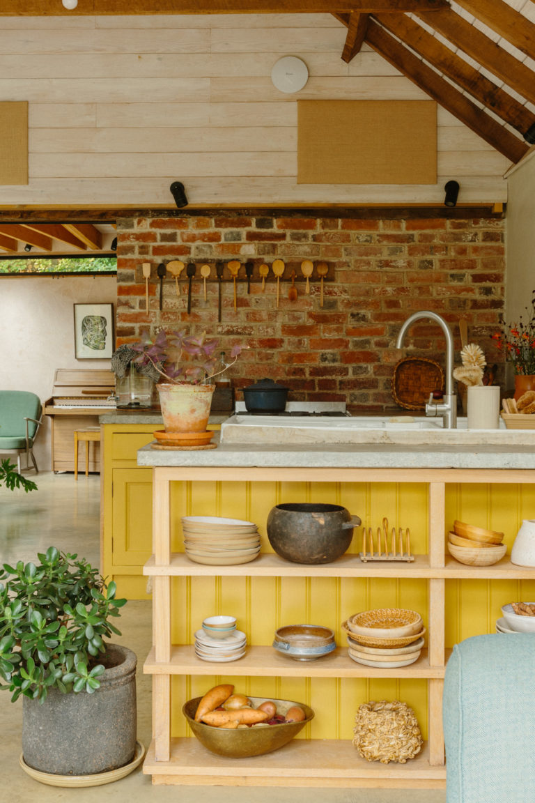 BASKET EAST SUSSEX, TN22 - SHOOTFACTORY - OTHER UK HOUSES