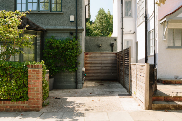 FEASTS LONDON, W9 - SHOOTFACTORY - LONDON HOUSES