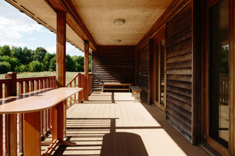 HAMBROOK BARN WEST SUSSEX, PO18 - SHOOTFACTORY - OTHER UK HOUSES