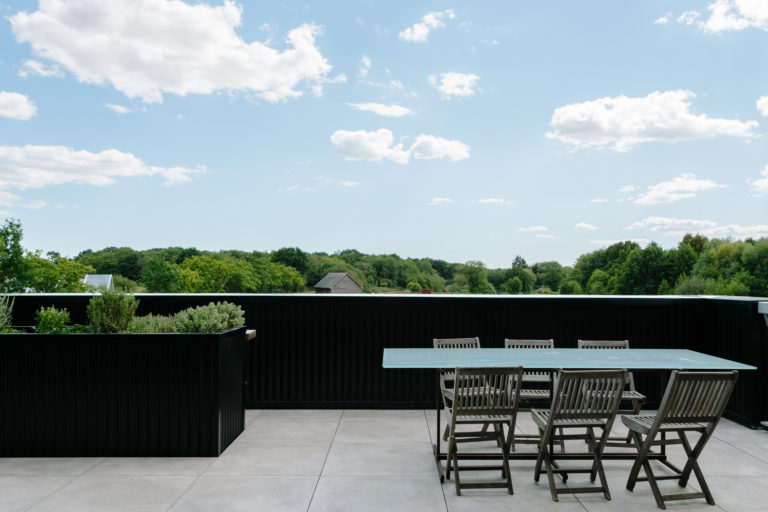 HAMBROOK BARN WEST SUSSEX, PO18 - SHOOTFACTORY - OTHER UK HOUSES