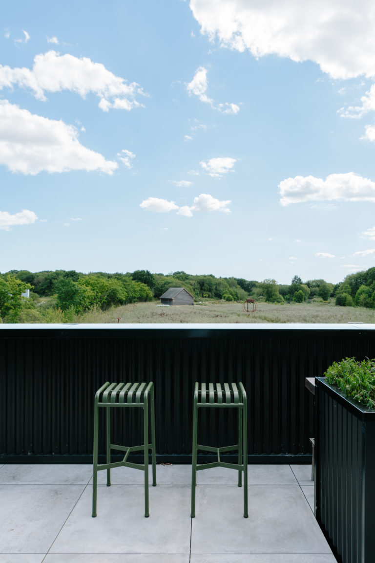 HAMBROOK BARN WEST SUSSEX, PO18 - SHOOTFACTORY - OTHER UK HOUSES