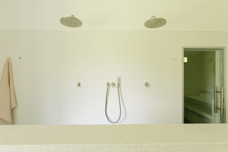 HAMBROOK BARN WEST SUSSEX, PO18 - SHOOTFACTORY - OTHER UK HOUSES