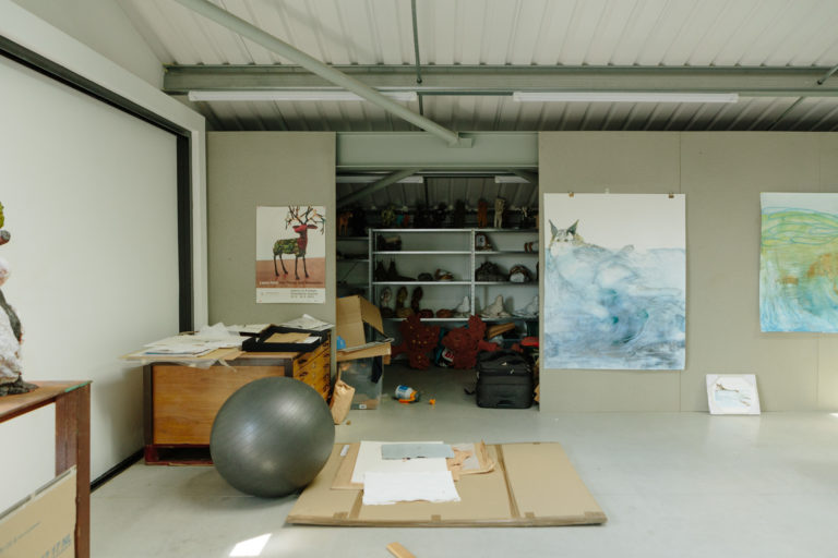 HAMBROOK BARN WEST SUSSEX, PO18 - SHOOTFACTORY - OTHER UK HOUSES