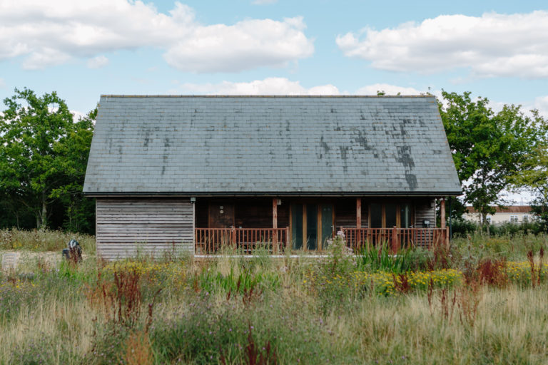 HAMBROOK BARN WEST SUSSEX, PO18 - SHOOTFACTORY - OTHER UK HOUSES