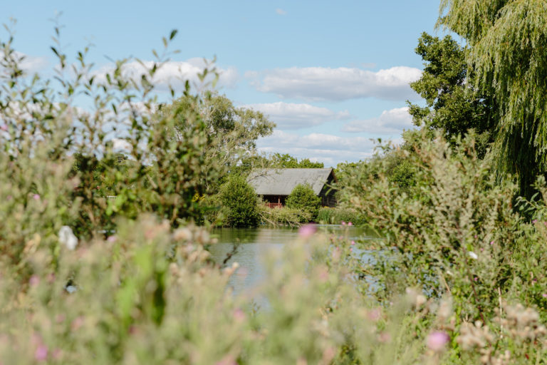 HAMBROOK BARN WEST SUSSEX, PO18 - SHOOTFACTORY - OTHER UK HOUSES