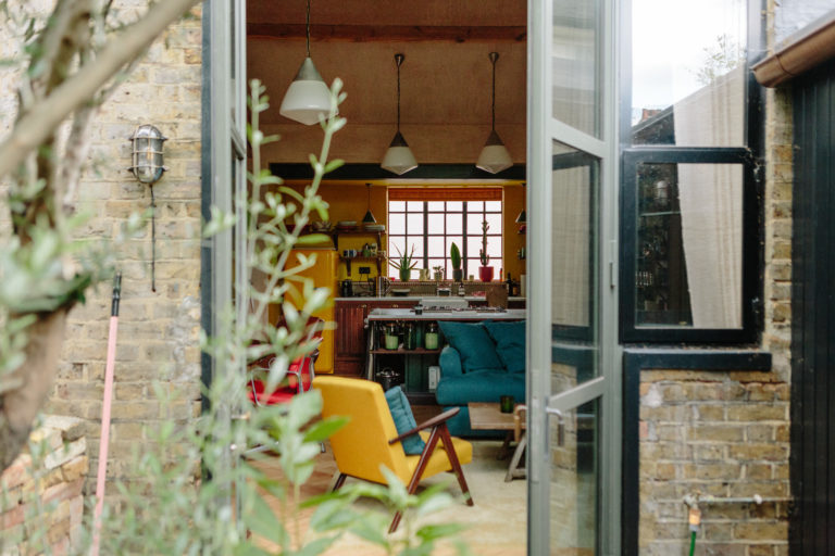 DASH STUDIO LONDON, W12 - SHOOTFACTORY - LONDON HOUSE