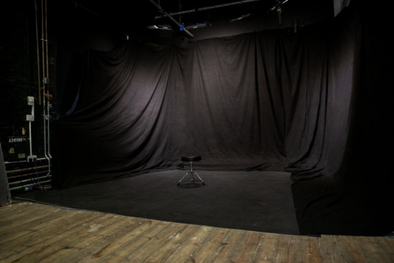 DOCK SE18, SHOOTFACTORY-LONDON-PHOTOGRAPHIC-STUDIOS