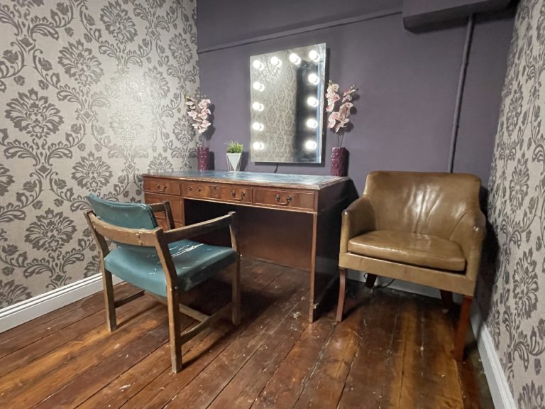 DOCK SE18, SHOOTFACTORY-LONDON-PHOTOGRAPHIC-STUDIOS