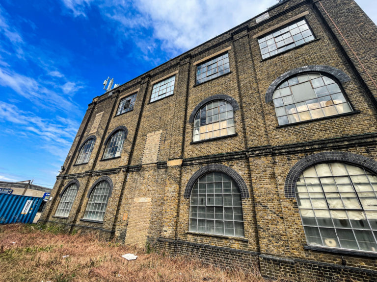 DOCK SE18, SHOOTFACTORY-LONDON-PHOTOGRAPHIC-STUDIOS