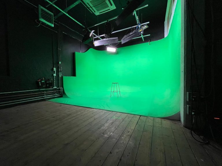 DOCK SE18, SHOOTFACTORY-LONDON-PHOTOGRAPHIC-STUDIOS