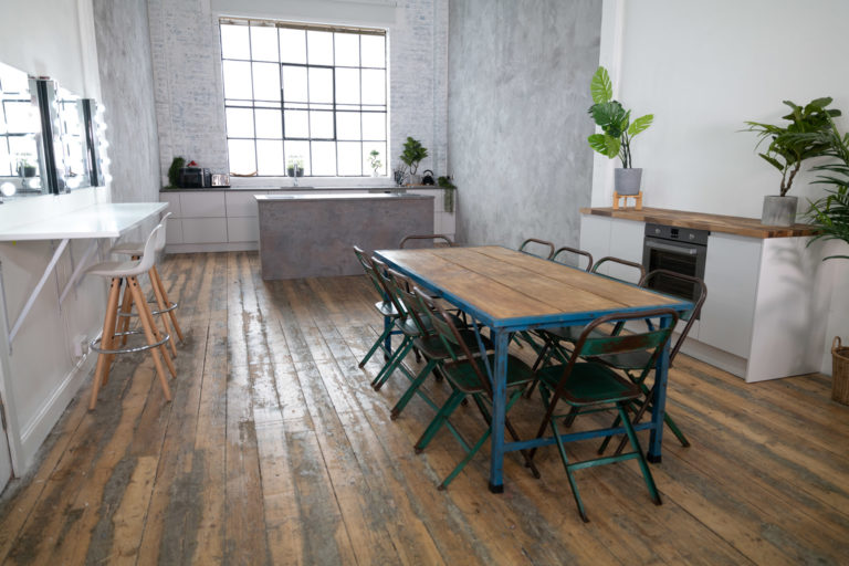 DOCK SE18, SHOOTFACTORY-LONDON-PHOTOGRAPHIC-STUDIOS