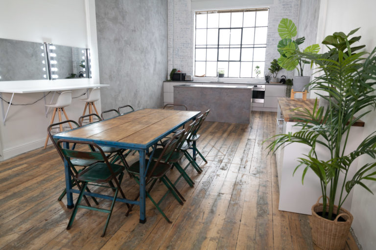 DOCK SE18, SHOOTFACTORY-LONDON-PHOTOGRAPHIC-STUDIOS