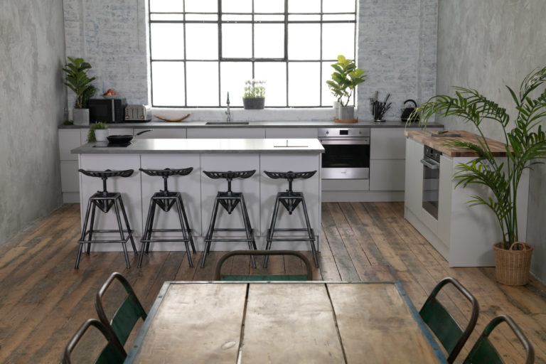 DOCK SE18, SHOOTFACTORY-LONDON-PHOTOGRAPHIC-STUDIOS