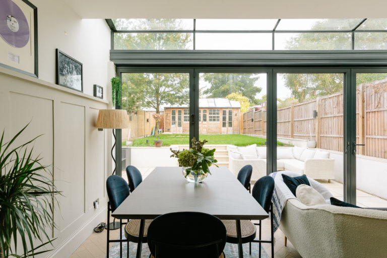 DAWS LONDON, NW7 -SHOOTFACTORY - LONDON HOUSES