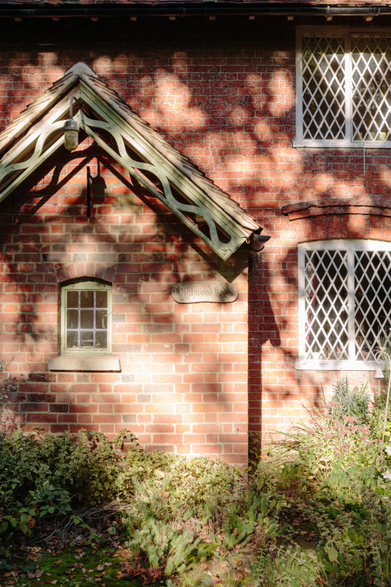 HIGHWOOD KENT, ME13 - SHOOTFACTORY - OTHER UK HOUSES