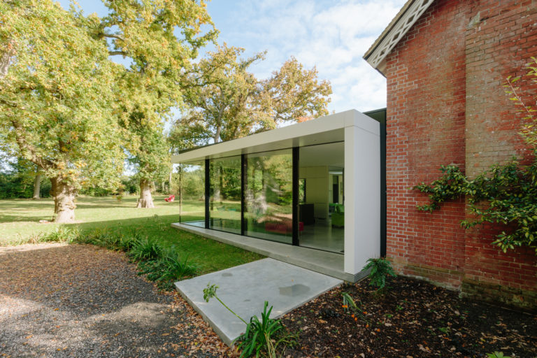 HIGHWOOD KENT, ME13 - SHOOTFACTORY - OTHER UK HOUSES