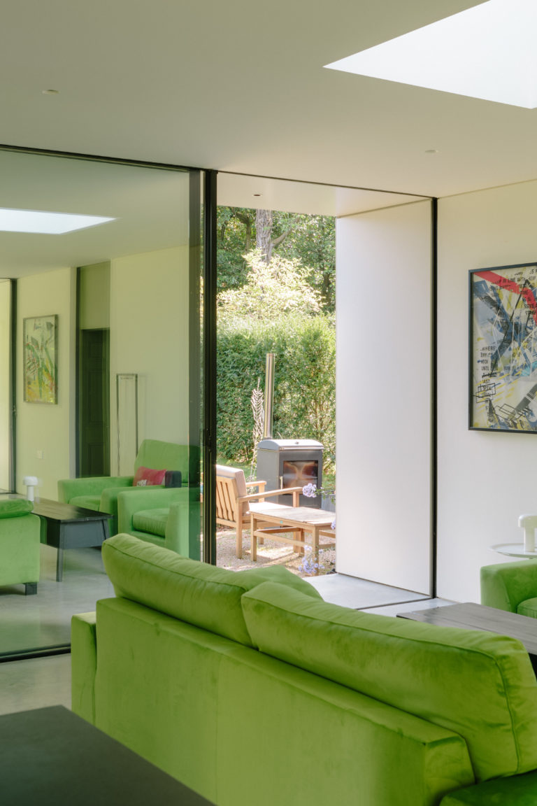 HIGHWOOD KENT, ME13 - SHOOTFACTORY - OTHER UK HOUSES