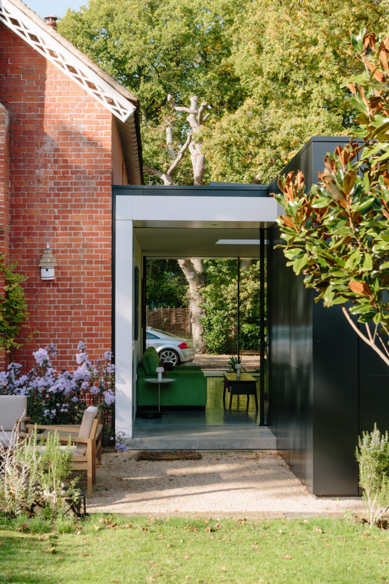 HIGHWOOD KENT, ME13 - SHOOTFACTORY - OTHER UK HOUSES