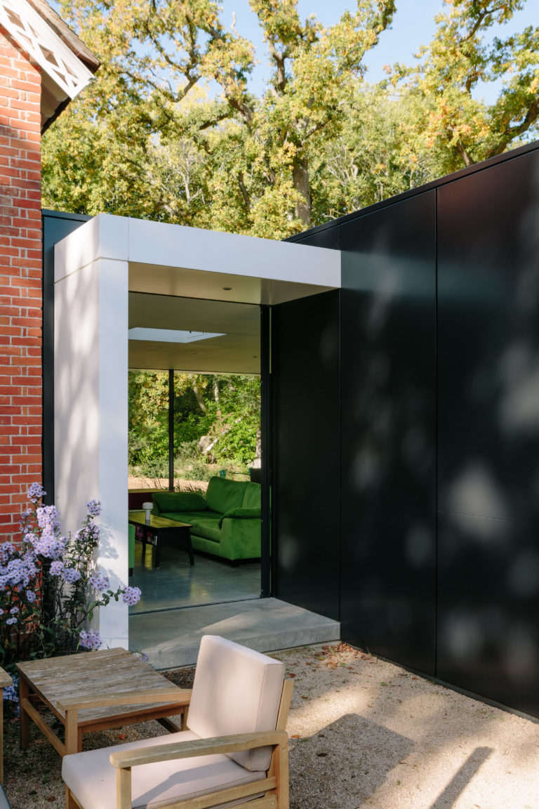 HIGHWOOD KENT, ME13 - SHOOTFACTORY - OTHER UK HOUSES