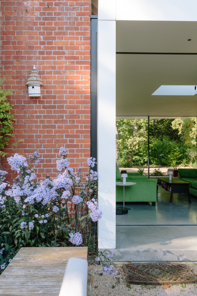 HIGHWOOD KENT, ME13 - SHOOTFACTORY - OTHER UK HOUSES