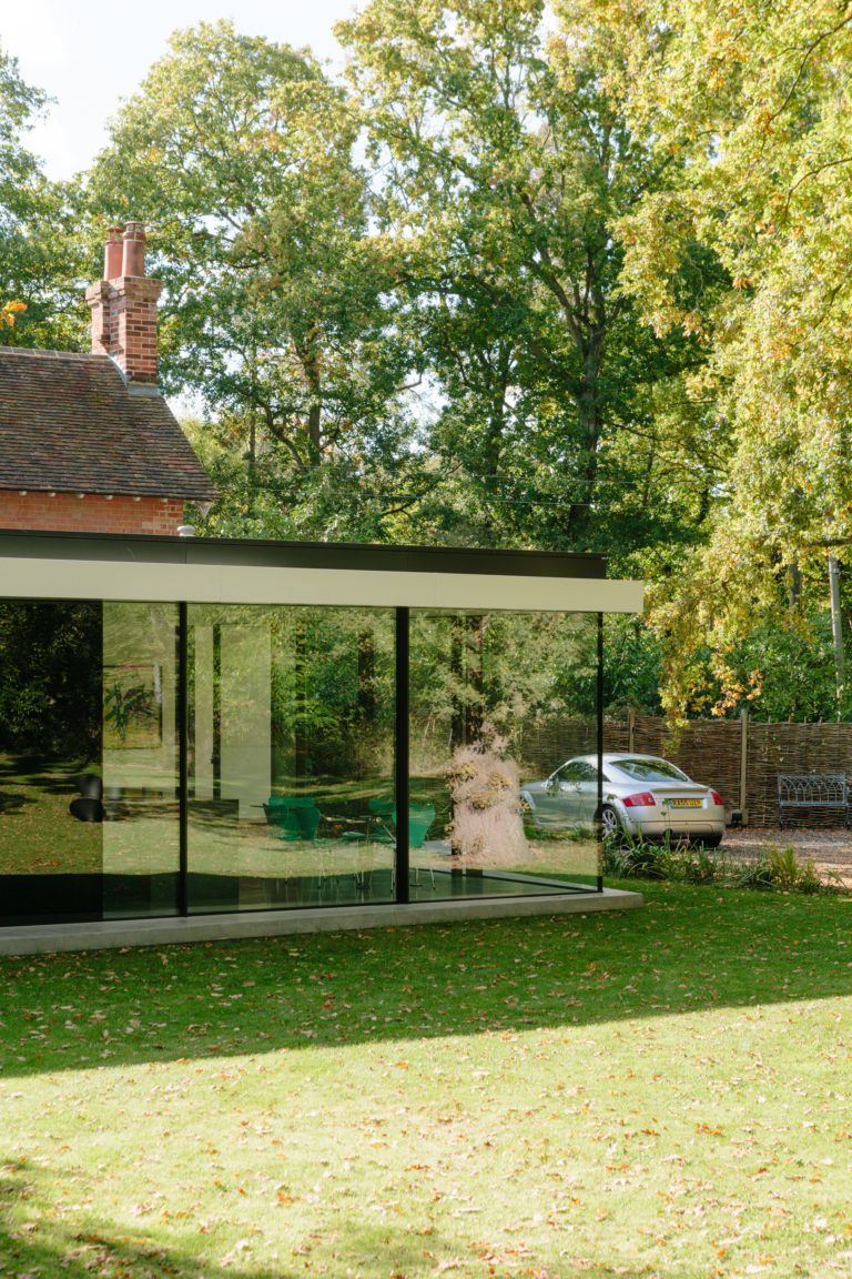 HIGHWOOD KENT, ME13 - SHOOTFACTORY - OTHER UK HOUSES