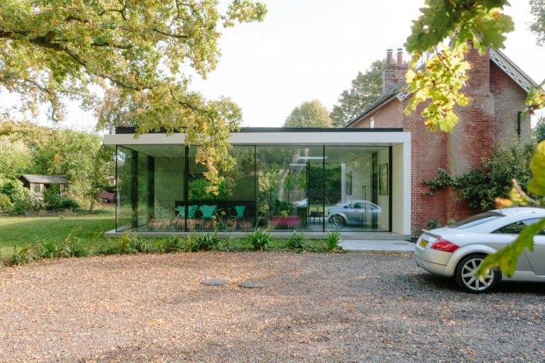 HIGHWOOD KENT, ME13 - SHOOTFACTORY - OTHER UK HOUSES