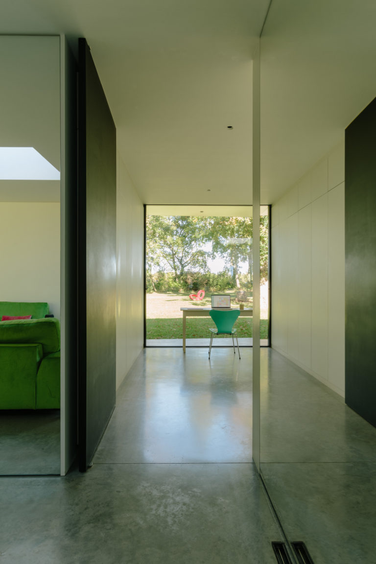 HIGHWOOD KENT, ME13 - SHOOTFACTORY - OTHER UK HOUSES