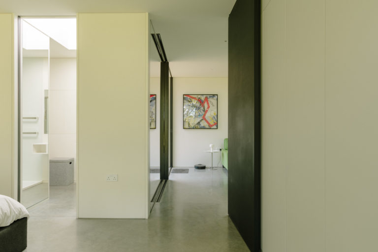 HIGHWOOD KENT, ME13 - SHOOTFACTORY - OTHER UK HOUSES