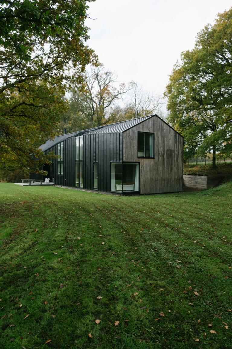 BLACK BARN KENT, TN17 - SHOOTFACTORY - OTHER UK HOUSES