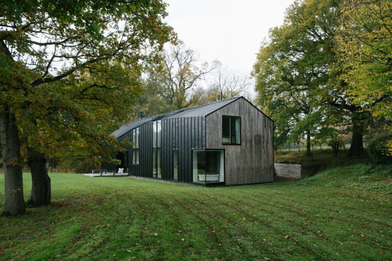BLACK BARN KENT, TN17 - SHOOTFACTORY - OTHER UK HOUSES