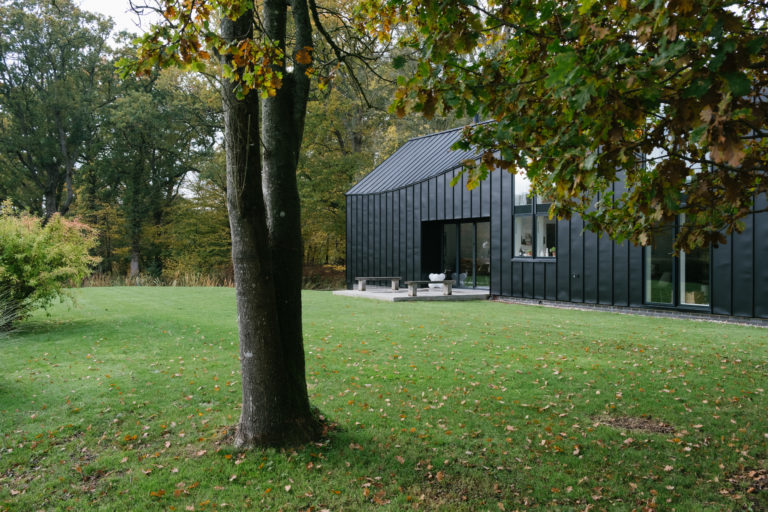 BLACK BARN KENT, TN17 - SHOOTFACTORY - OTHER UK HOUSES