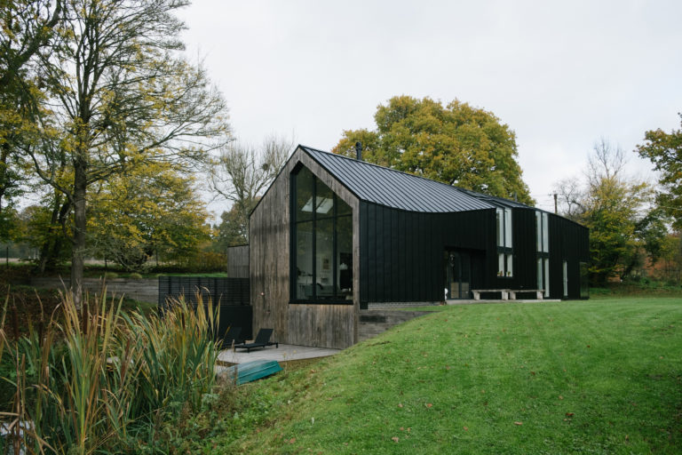 BLACK BARN KENT, TN17 - SHOOTFACTORY - OTHER UK HOUSES