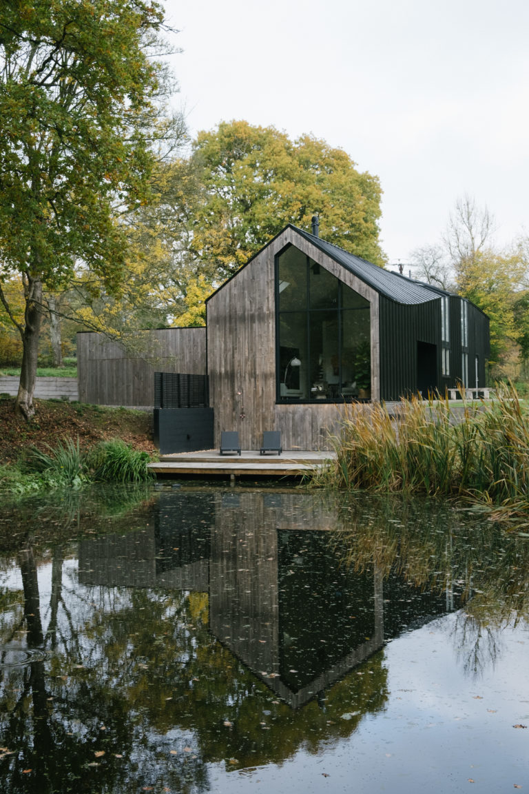 BLACK BARN KENT, TN17 - SHOOTFACTORY - OTHER UK HOUSES