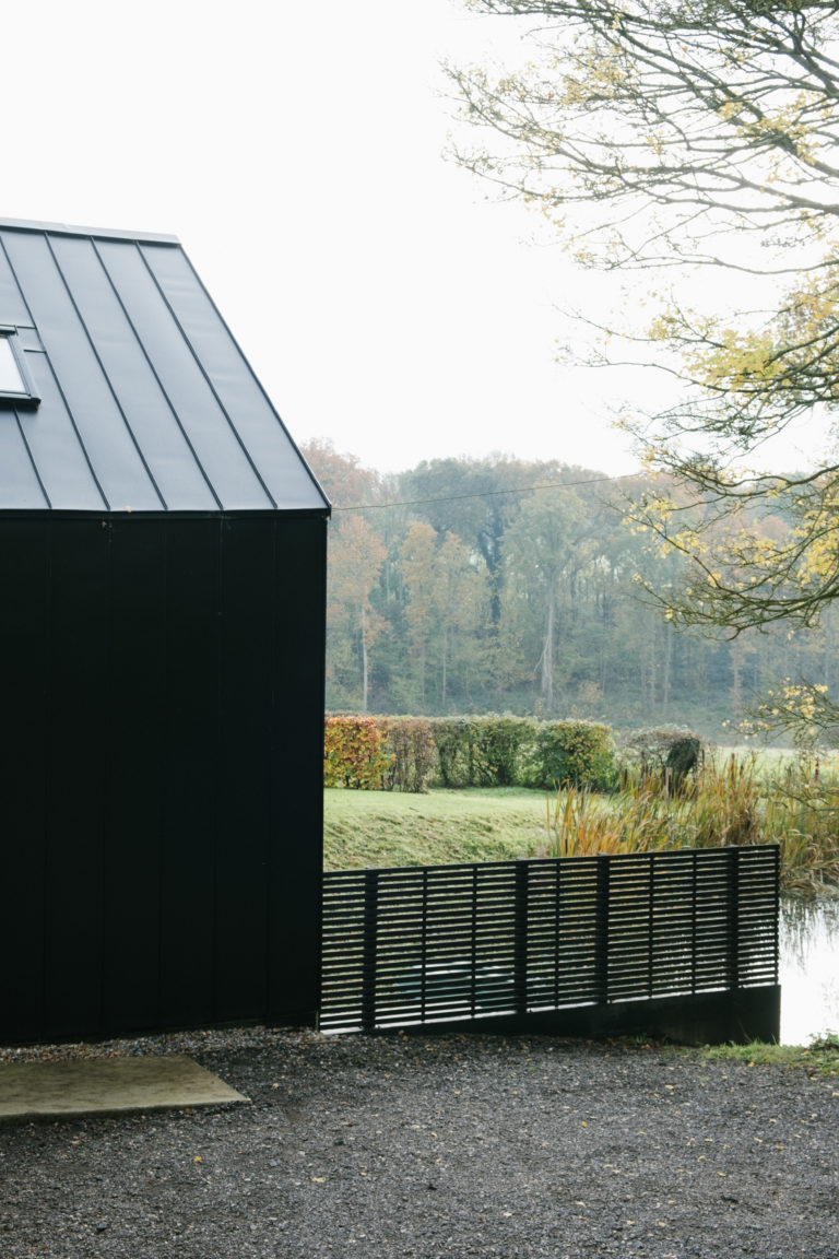 BLACK BARN KENT, TN17 - SHOOTFACTORY - OTHER UK HOUSES
