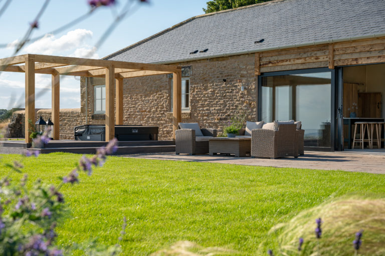 CAWTHORNE MALTON, YO18 - SHOOTFACTORY - OTHER UK HOUSES