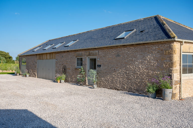 CAWTHORNE MALTON, YO18 - SHOOTFACTORY - OTHER UK HOUSES